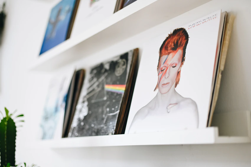 2. E-Mail vor der Einführung für die Zusammenarbeit von Vans und David Bowie